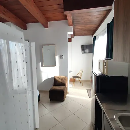 公寓 Trani Residence 特拉尼