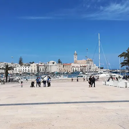 Trani Residence Apartament Trani