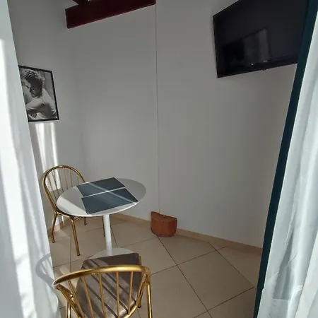 Trani Residence Apartament *